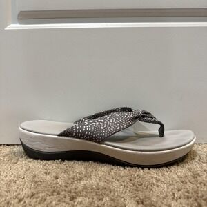 Clarks Sandals Shoes Womens Size 10 Gray Unstructured Thong Flip Flop Comfort